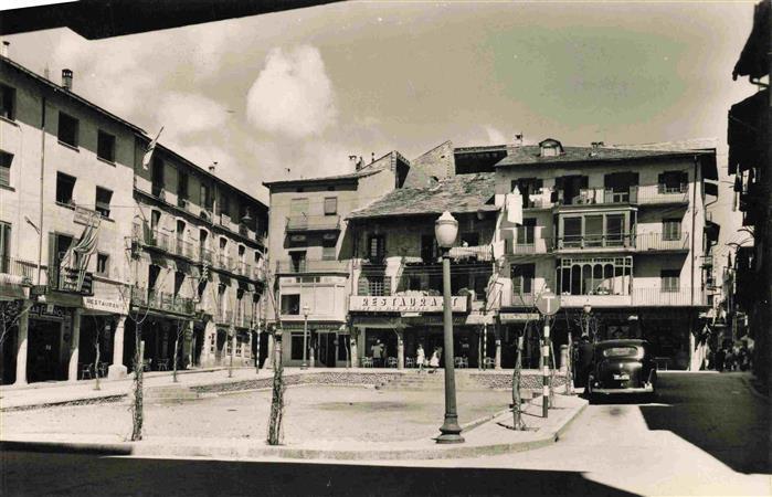 Puigcerda Puygcerda Girona ES Plaza Cabrinetty