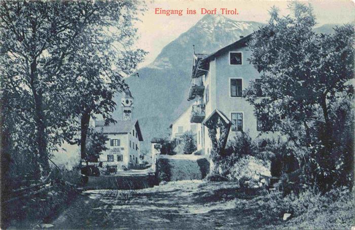 Dorf-Tirol Suedtirol IT Eingang ins Dorf