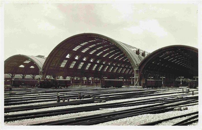 MILANO Mailand IT Stazione Centrale Le tettoie