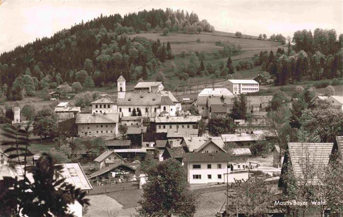 Mauth Niederbayern Ortsansicht mit Kirche