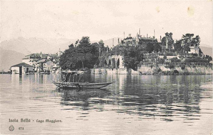 Isola-Bella Lago Maggiore IT Ansicht vom See aus