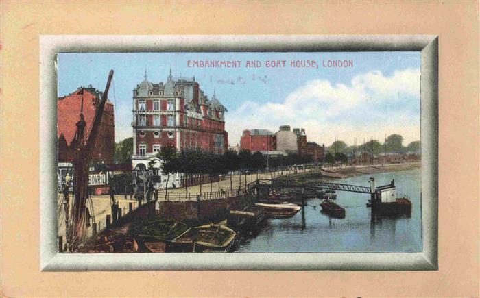 LONDON UK Embankment and Boat House Bilderrahmen