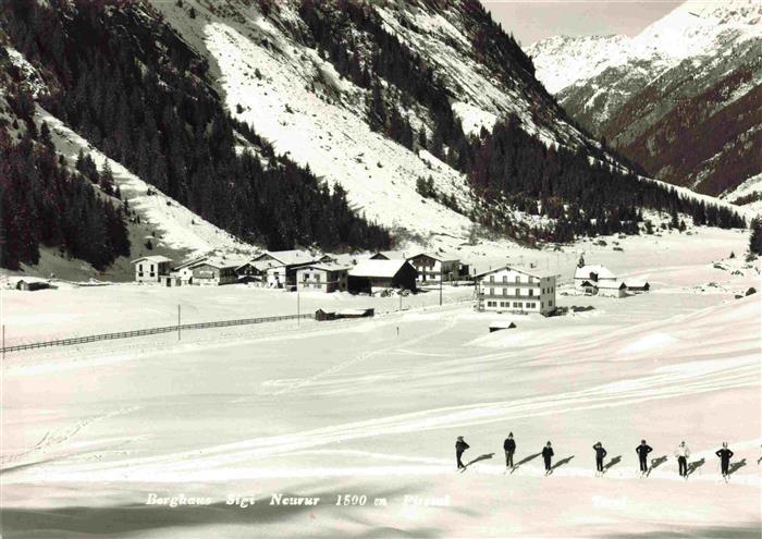St Leonhard Pitztal Tirol AT Winterpanorama Berghaus Sigi Neurur Wintersportplat