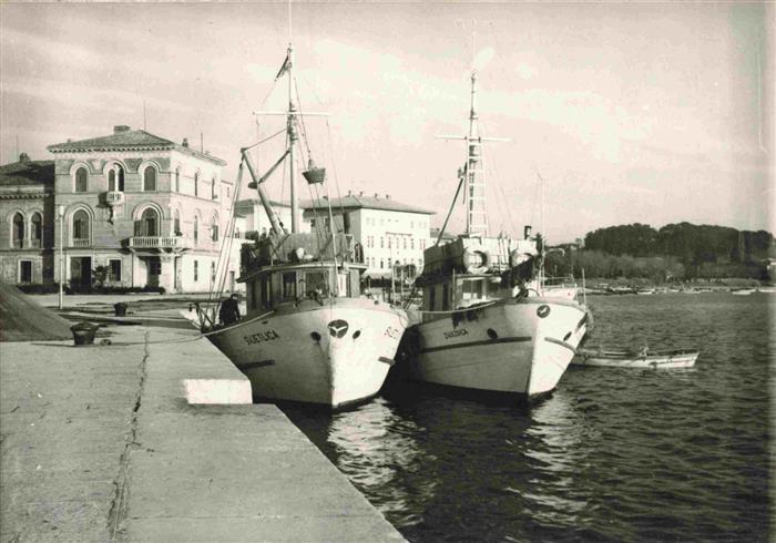 Porec Croatia Partie am Hafen
