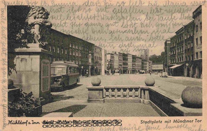 Muehldorf  Inn Stadtplatz mit Muenchner Tor