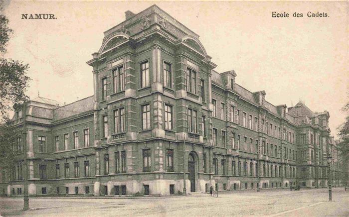 NAMUR-sur-Meuse Belgie Ecole des Cadets