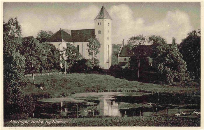 Mariager DK Kirke og Kloster Kirche Teich