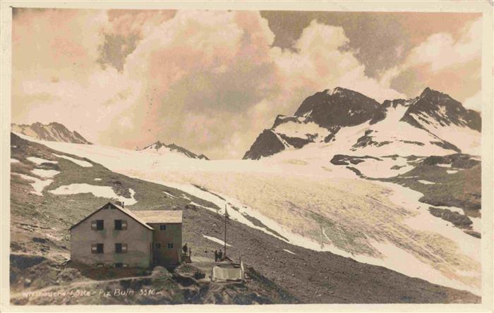 Wiesbadener Huette 3316m Wiesbadnerhuette Montafon AT mit Piz Buin