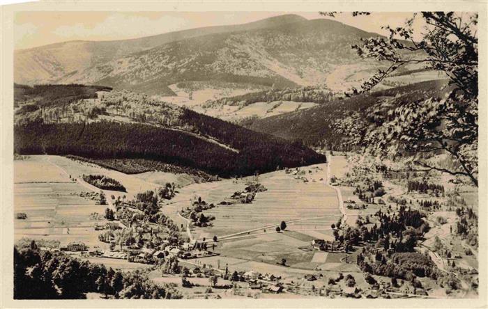 Prazmo Praschmo Frydek-Mistek Friedeck CZ V pozadi Lysa hora