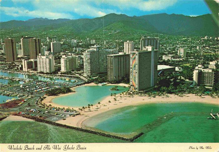 Waikiki Honolulu Hawaii USA Waikiki Beach and Ala Wai Yacht Basin Fliegeraufnahm