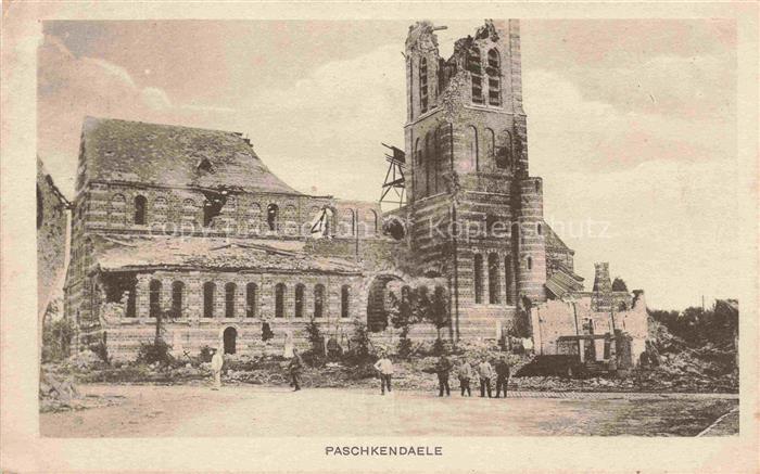 Paschkendaele Passendale Belgie Zerstoerte Kirche in WK1