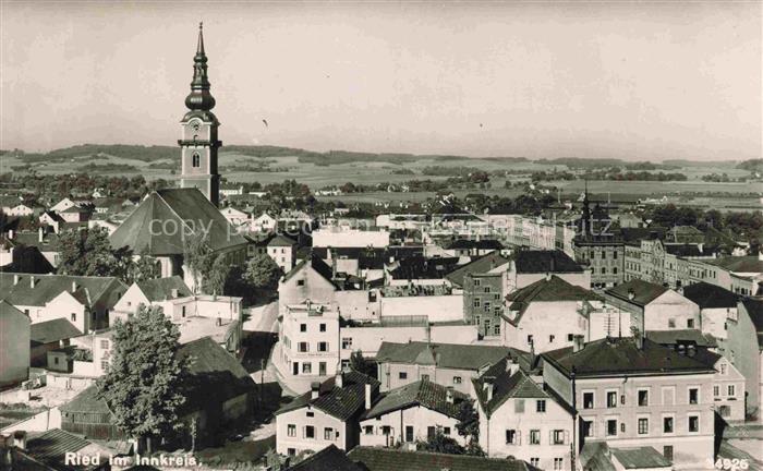 Ried Innkreis Stadtpanorama mit Kirche