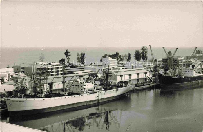 Lobito Portugal Vista parcial do Cais