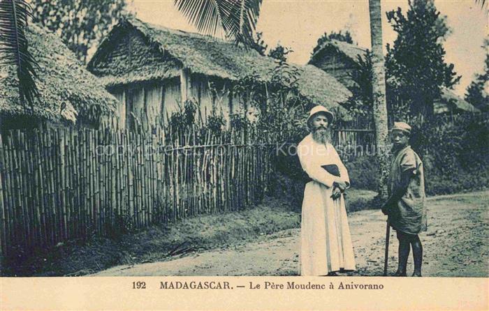 Madagascar Madagaskar Le Pere Moudene a Anivorano