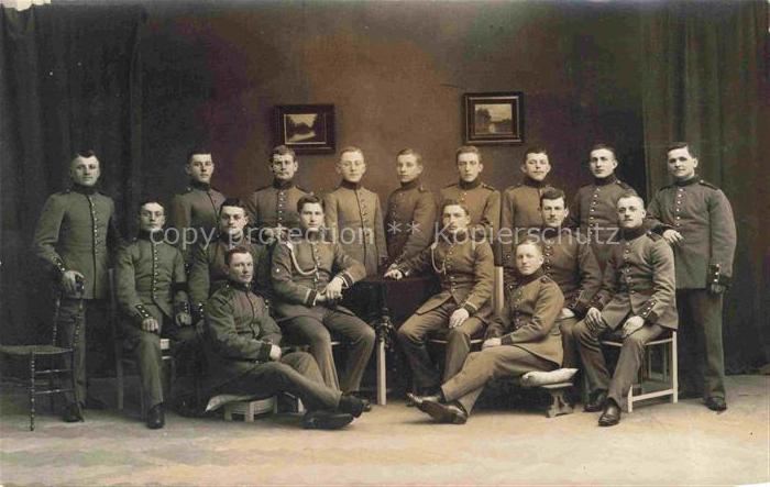 Muenchen Bayern Gruppenaufnahme Soldaten