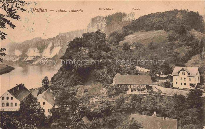 Rathen Saechsische Schweiz mit Basteifelsen und Moench