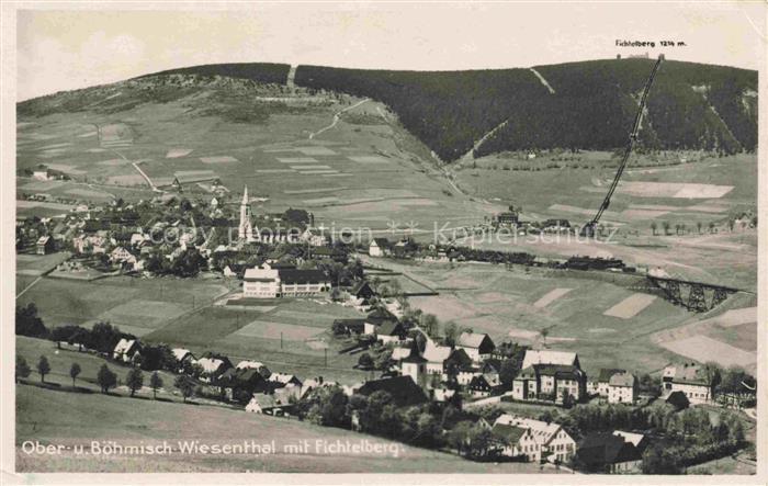 Oberwiesenthal Erzgebirge mit Boehmisch Wiesental und Fichtelberg