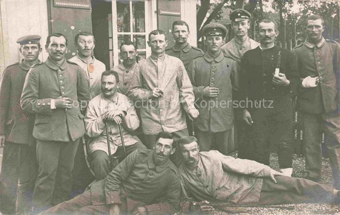 ALToeTTING Bayern Soldaten Gruppenaufnahme