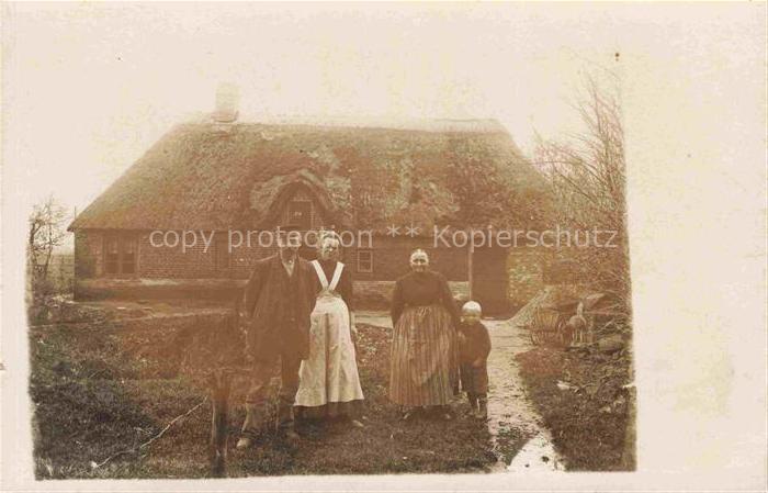Garding Nordfriesland Schleswig-Holstein Friesenhaus Familienbild