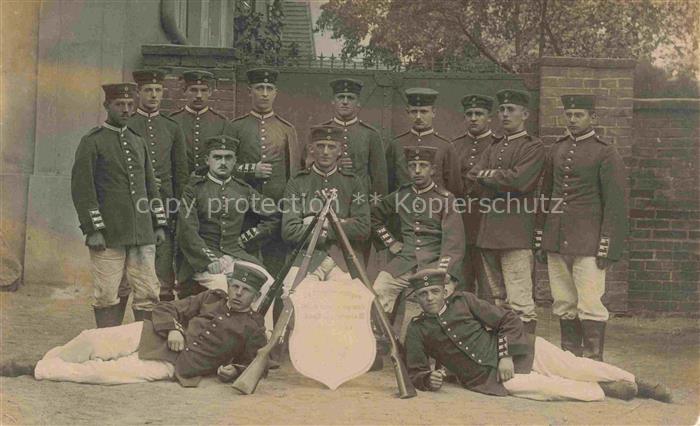 FRANKFURT ODER Soldaten Gruppenaufnahme