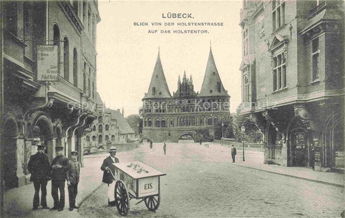 LueBECK  CITY Holstenstrasse Holstentor