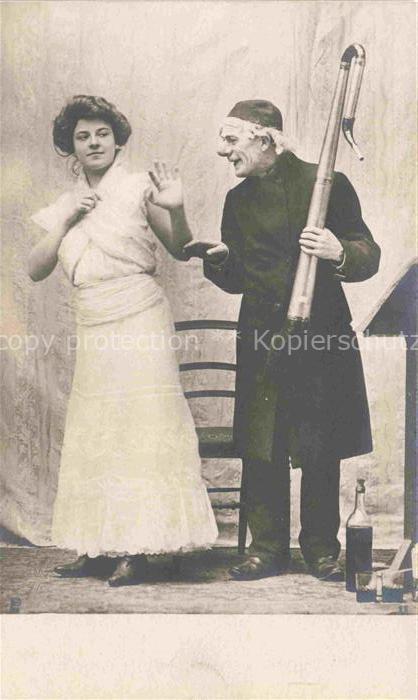 Clown Payaso Zircus Cirque-- Frau Wein