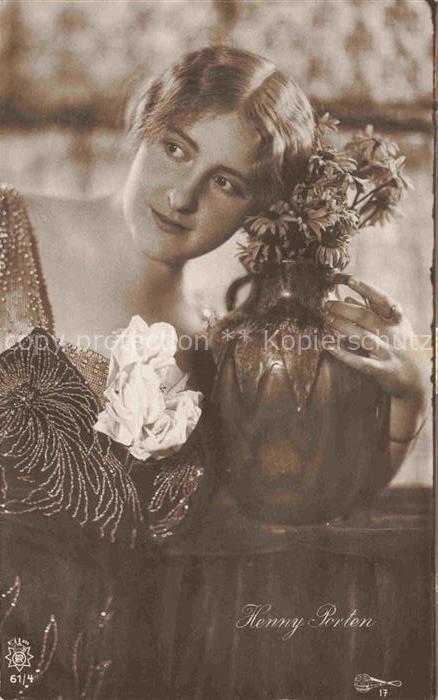 Foto RPH Nr. 61/4 Henny Porten Blumenvase