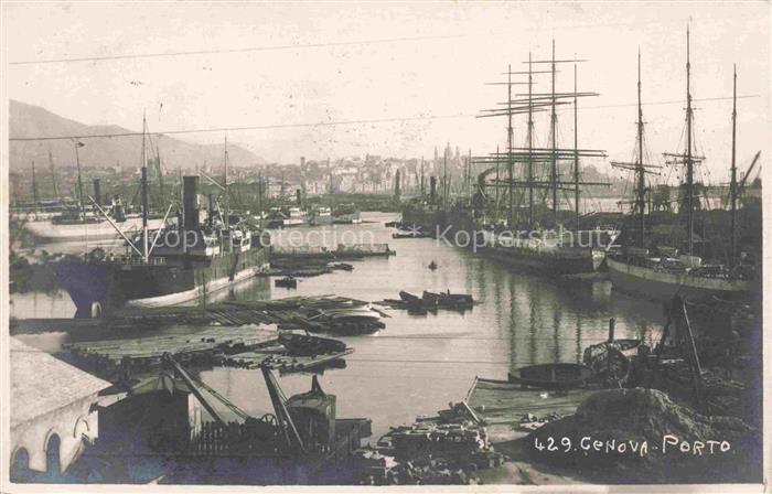 GENOVA Genua Liguria IT Hafenpartie