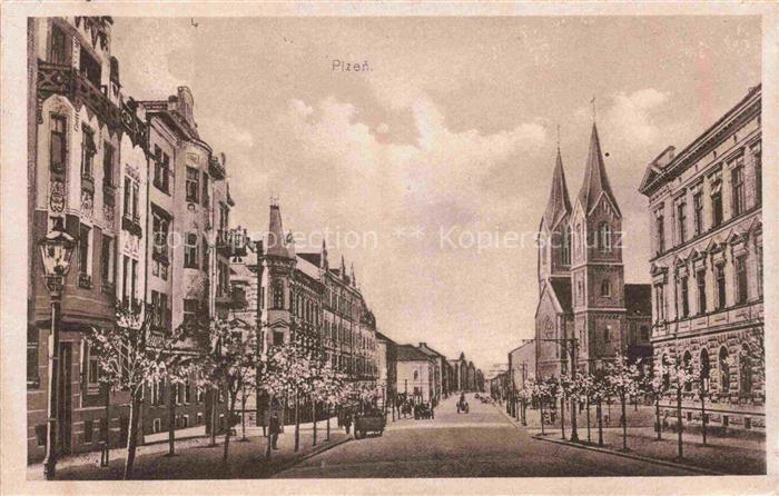 PLZEN Pilsen CZ Strassenpartie Kirche