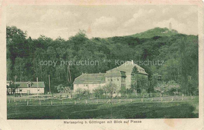 Mariaspring Bovenden Goettingen Niedersachsen mit Blick auf Plesse