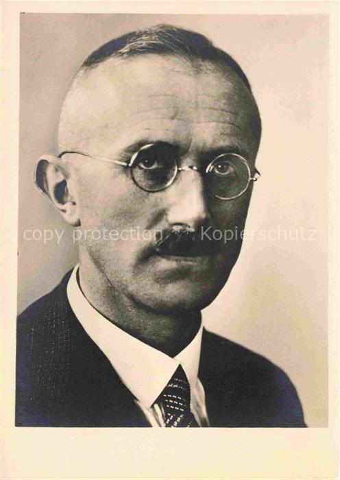 FRANKFURT AM MAIN Prof Dr Pfuhl Portrait