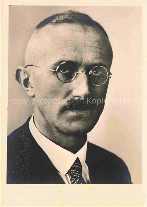 FRANKFURT AM MAIN Prof Dr Pfuhl Portrait