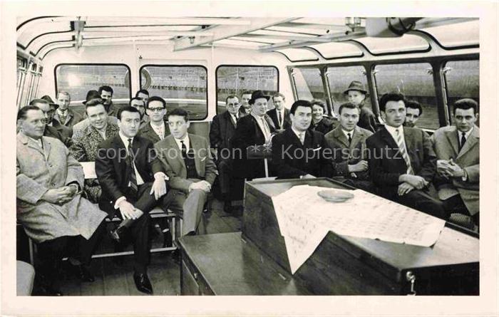 HAMBURG CITY Fussball Mannschaft Gruppenbild Unterschriftensammlung