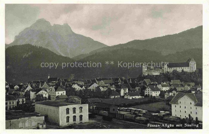 Fuessen am Lech Allgaeu Bayern Panorama Blick gegen Saeuling Ammergauer Alpen
