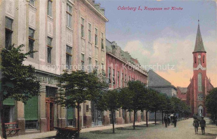Oderberg Mark Brandenburg Koppgasse mit Kirche