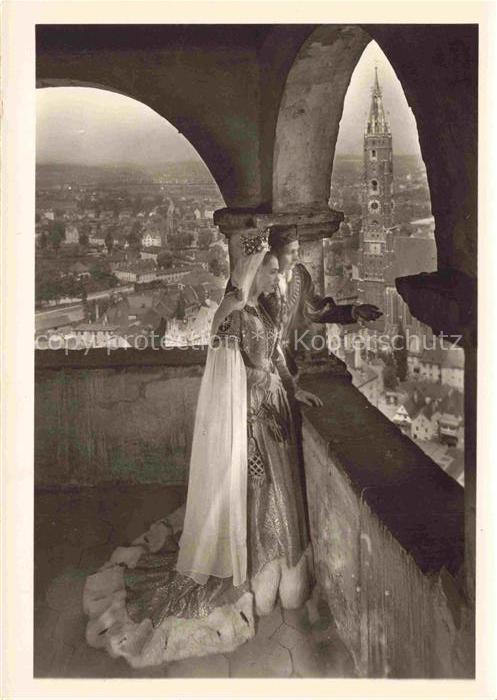 LANDSHUT  Isar Landshuter Hochzeit Hochzeitspaar Historisches Fest