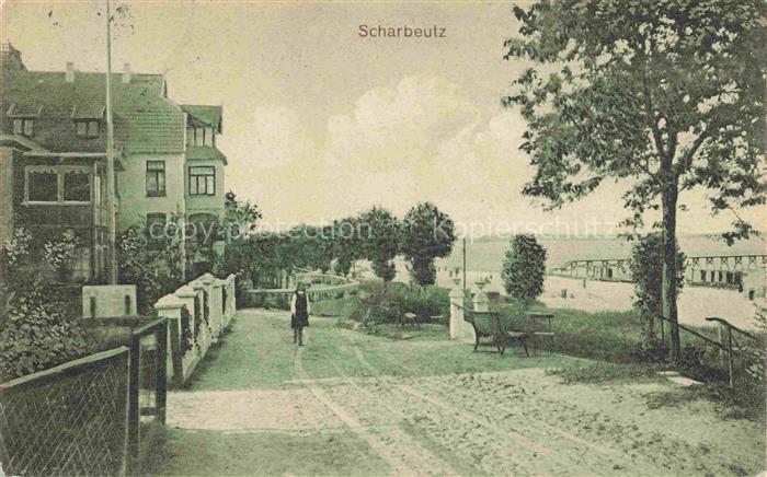 SCHARBEUTZ Ostseebad Haeuserpartie an Strandpromenade