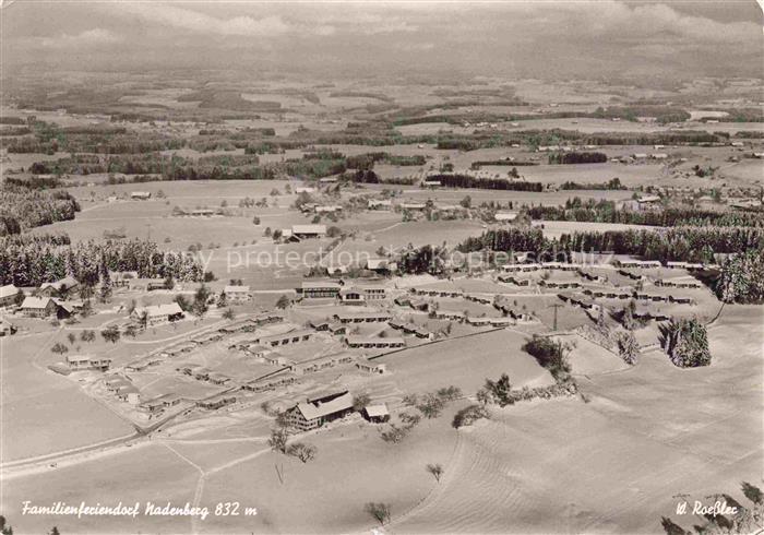 Lindenberg Allgaeu Familienferiendorf Nadenberg Winterlandschaft