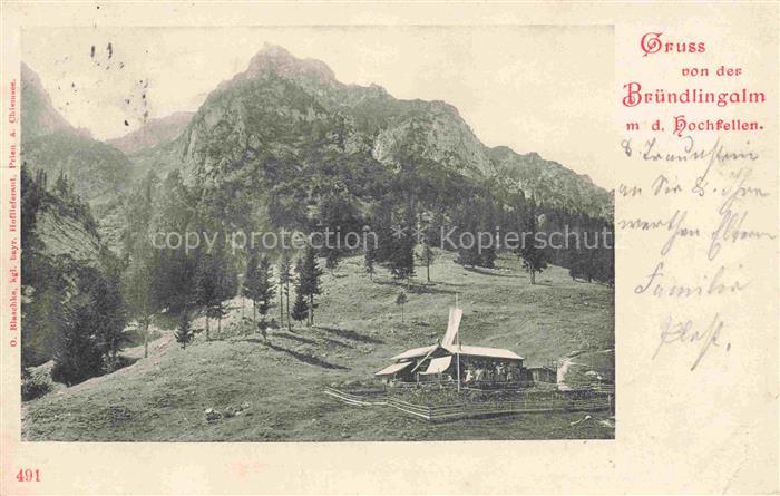 Bruendlingalm 1161m Hochfelln Chiemgau Bayern Berghaus mit dem Hochfellen