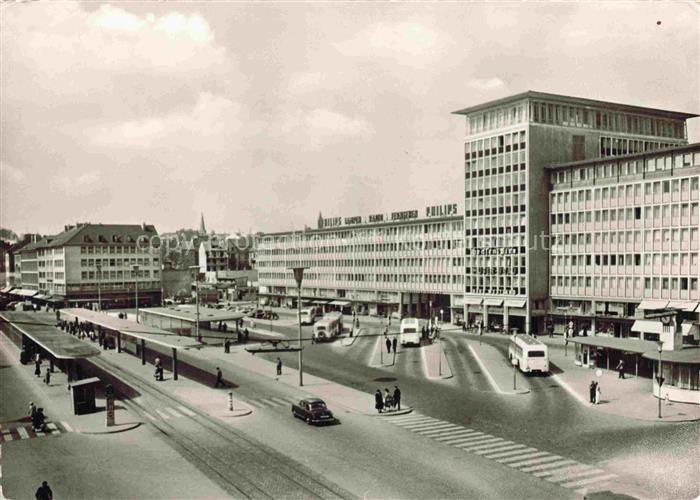 MoeNCHENGLADBACH NRW Bahnhofsvorplatz mit Haus Westland