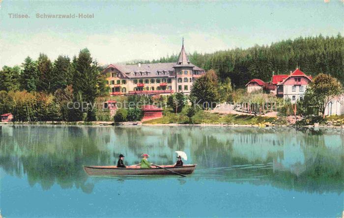 TITISEE Schwarzwald BW Schwarzwald-Hotel Ansicht vom See aus