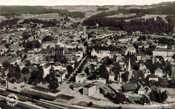 Traunstein  Oberbayern Fliegeraufnahme