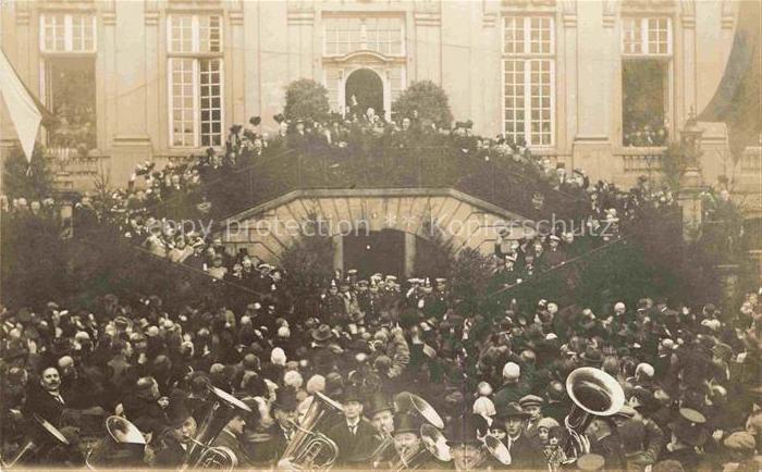 BONN Rhein Grossveranstaltung Musikkapelle
