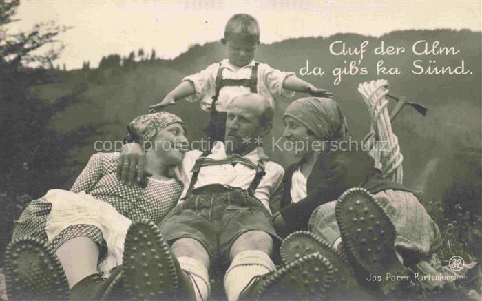 Partenkirchen GARMISCH-PARTENKIRCHEN Bayern Partnachalm Familienfoto Auf der Alm
