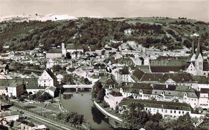 Eichstaett Oberbayern Stadtpanorama Benediktinerabtei St. Walburg und Dom