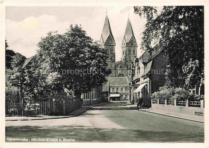 Neuenkirchen Steinfurt Westfalen NRW Hauptstrasse Blick zur Kirche