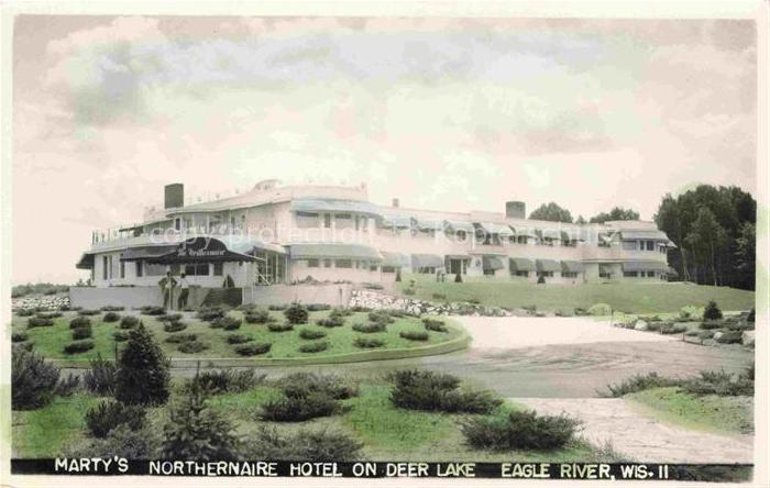 Eagle River Wisconsin USA Marty's Northernaire Hotel on Deer Lake