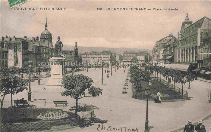Clermont-Ferrand 63 Place de Jaude Monument