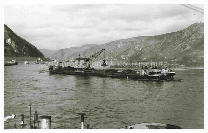 Kaub Caub Rhein Binnenschiffahrt Frachtkahn