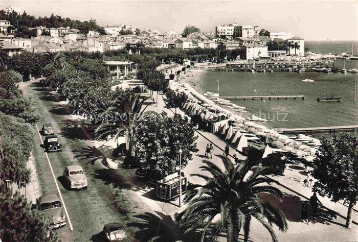 Ste-Maxime-sur-Mer Draguignan 83 Var La promenade et la plage centrale